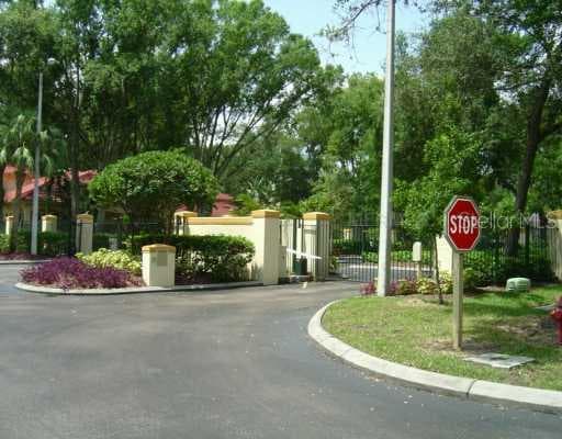 5610 PINNACLE HEIGHTS CIRCLE UNIT 312 TAMPA, FL 33624