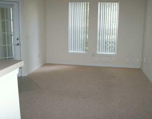 9414 Crescent Loop CIRCLE UNIT 8-105 Tampa, FL 33619