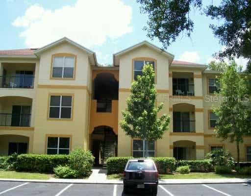5610 Pinnacle Heights CIRCLE UNIT 310 Tampa, FL 33614