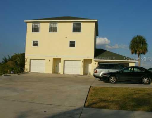 227 FLAMINGO DRIVE APOLLO BEACH, FL 33572