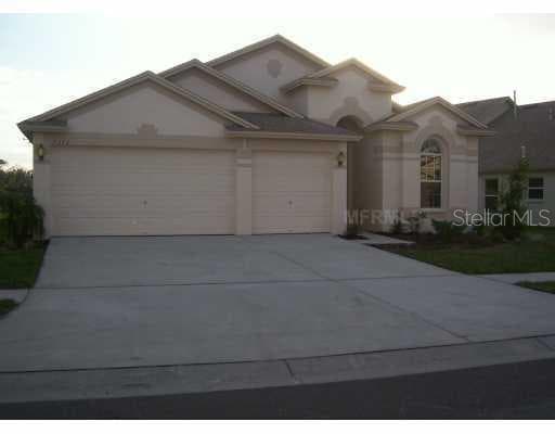 7313 GUILFORD PINE LANE Apollo Beach, FL 33572