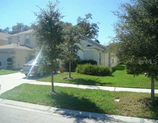 6152 SKYLARKCREST DRIVE LITHIA, FL 33547