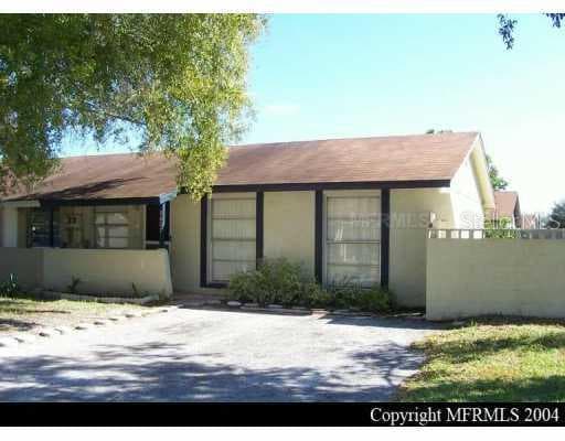 8807 PLUM GROVE COURT Tampa, FL 33634