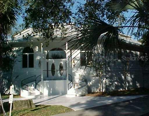 2407 W CONLEY AVENUE TAMPA, FL 33611