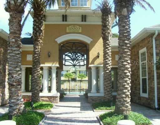 2407 Courtney Meadows COURT UNIT 202 Tampa, FL 33619