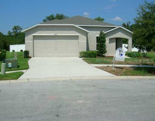 16801 HAWKGLEN PLACE LITHIA, FL 33547