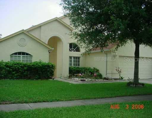 6302 SONGBIRD WAY TAMPA, FL 33625