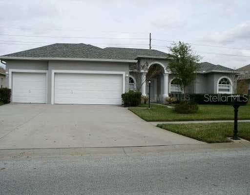 3914 VALRICO GROVE DRIVE Valrico, FL 33594