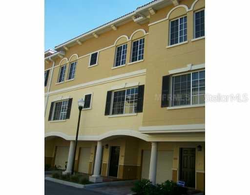 5248 HAMPTON BEACH PLACE UNIT 85248 Tampa, FL 33606