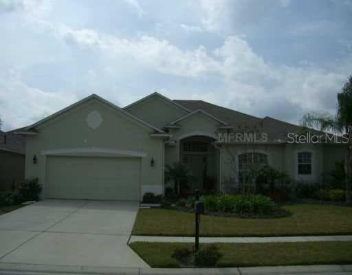 27152 FORDHAM DRIVE WESLEY CHAPEL, FL 33543