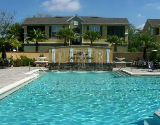 10101 COURTNEY PALMS DRIVE UNIT 204 Brandon, FL 33619
