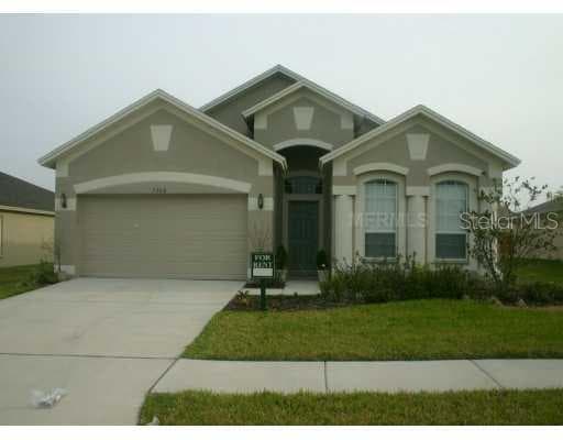 7308 GUILFORD PINE LANE Apollo Beach, FL 33572