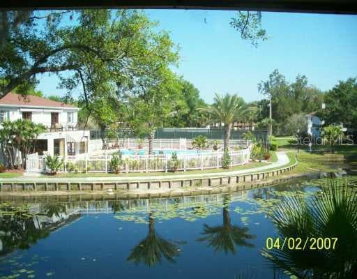 10348 Carrollwood LANE UNIT 186 Tampa, FL 33618