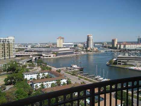 345 Bayshore UNIT 1702 Tampa, FL 33606