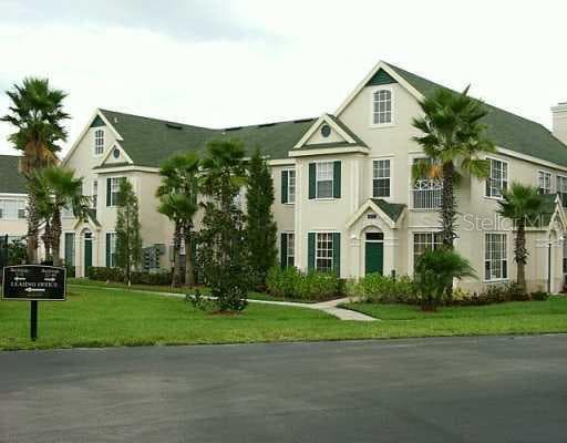 9534 Lake Chase Island WAY UNIT 23 Tampa, FL 33626