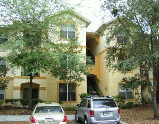 5614 Pinnacle Heights CIRCLE UNIT 6-106 Tampa, FL 33624