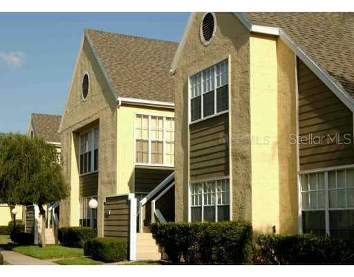 3427 Eagleridge COURT UNIT E3427 Valrico, FL 33594