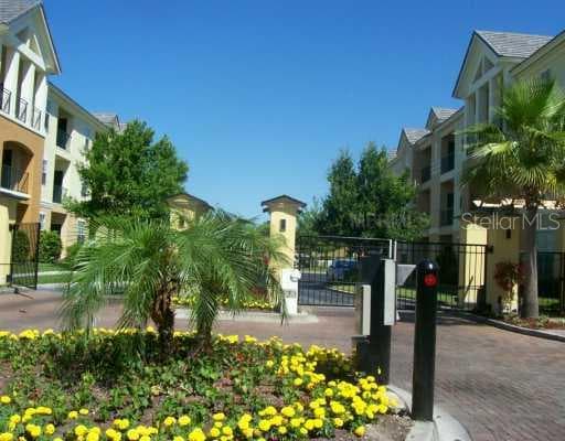 4001 SAND PALM COURT Tampa, FL 33634