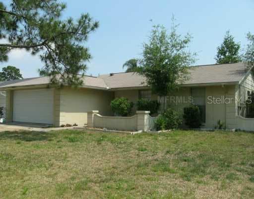 8516 WOODHURST DRIVE Tampa, FL 33615