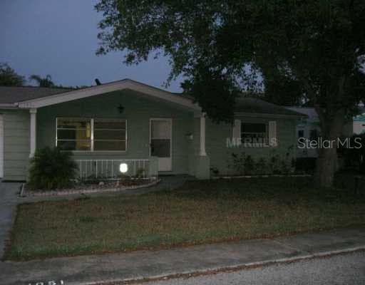 1051 CHELSEA LANE HOLIDAY, FL 34691