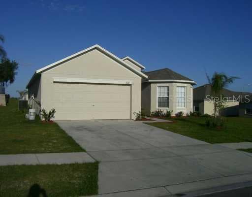 7608 WEEHAWKEN DRIVE ZEPHYRHILLS, FL 33540