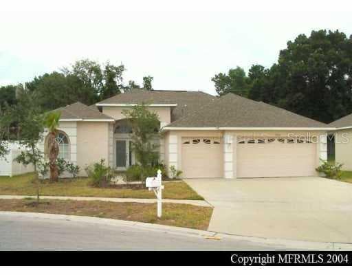 2704 KING SURREY COURT VALRICO, FL 33594