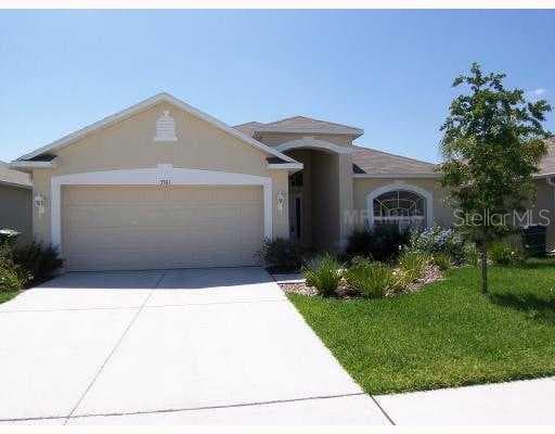 3301 CLOVER BLOSSOM CREEK LAND O LAKES, FL 34638