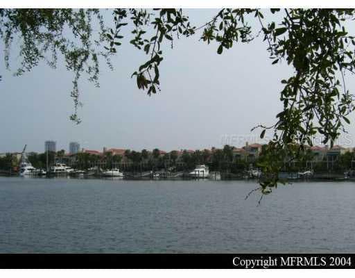947 NORMANDY TRACE ROAD TAMPA, FL 33602