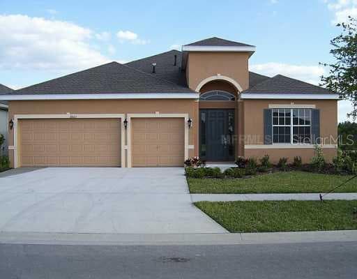 20013 OAKFLOWER AVENUE New Tampa, FL 33647