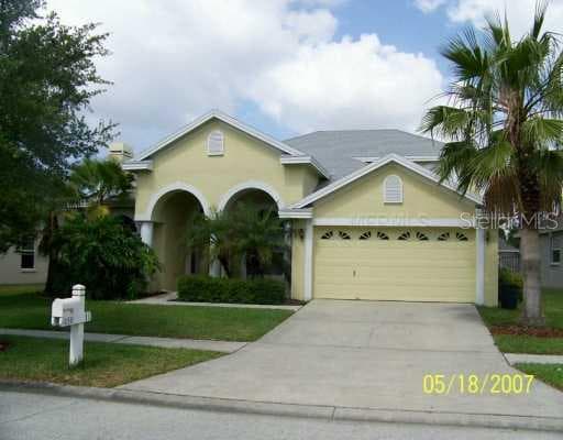 10331 ABBOTSFORD DRIVE TAMPA, FL 33626