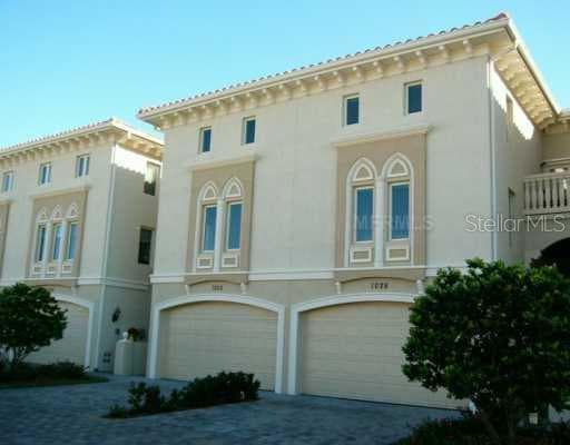 1032 N PASEO DEL RIO DRIVE ST PETERSBURG, FL 33702