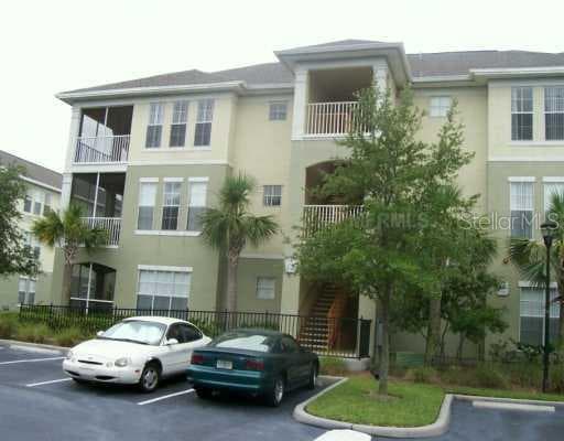 1201 HIGH HAMMOCK DRIVE UNIT 303 Tampa, FL 33619