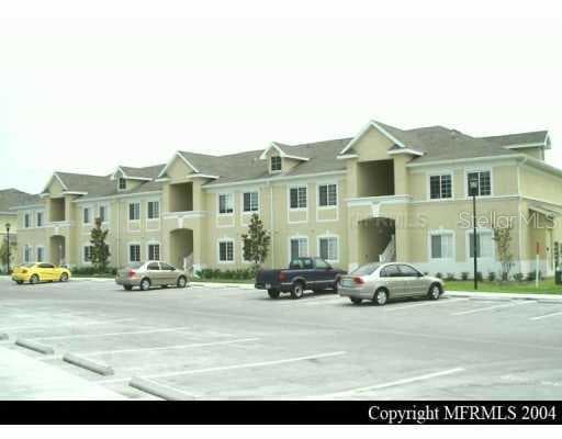 9516 NEWDALE WAY UNIT 201 RIVERVIEW, FL 33569