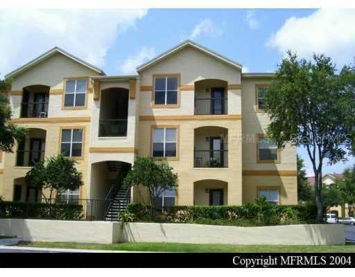 5606 PINNACLE HEIGHTS CREEK UNIT 301 Tampa, FL 33624