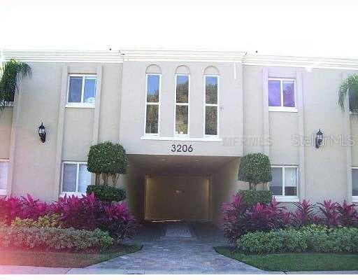 3206 W Azeele STREET UNIT 121 Tampa, FL 33609