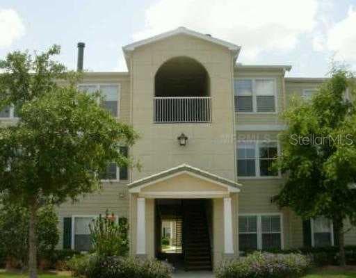 18320 BRIDLE CLUB DRIVE UNIT 18320 New Tampa, FL 33647