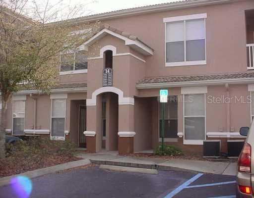 17975 VILLA CREEK DRIVE UNIT 17975 Tampa, FL 33647