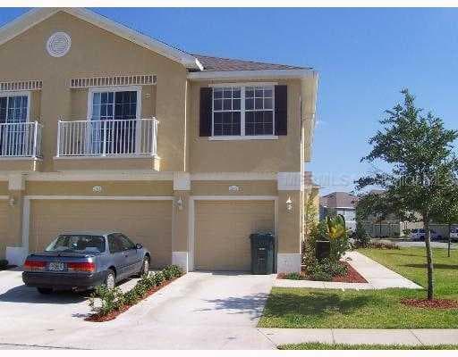 27802 PLEASURE RIDE WESLEY CHAPEL, FL 33543