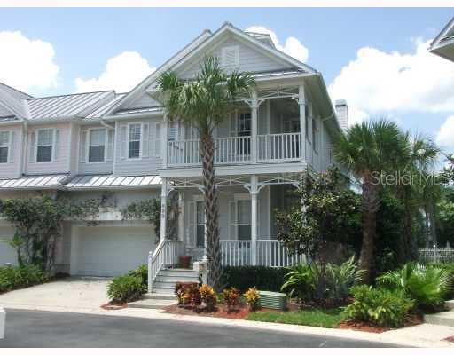 952 HEMINGWAY CREEK TAMPA, FL 33602