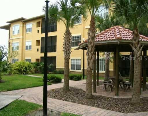 4311 BAYSIDE VILLAGE DRIVE UNIT 203 Tampa, FL 33615