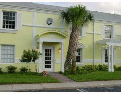 5260 SE Coquina Key DRIVE UNIT B ST Petersburg, FL 33705