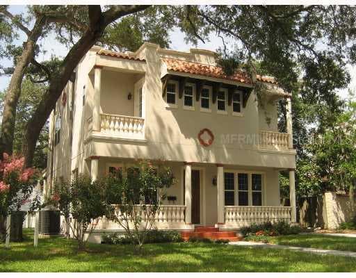 2216 N RIDGEWOOD AVENUE TAMPA, FL 33602