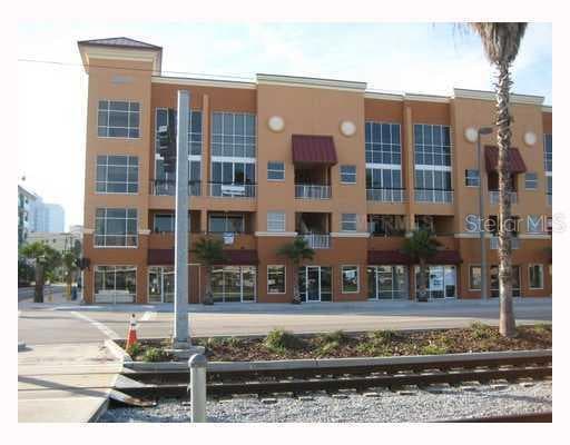 1002 CHANNELSIDE DRIVE UNIT 2E TAMPA, FL 33602