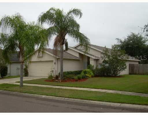 11516 WHISPERING HOLLOW DRIVE Tampa, FL 33635