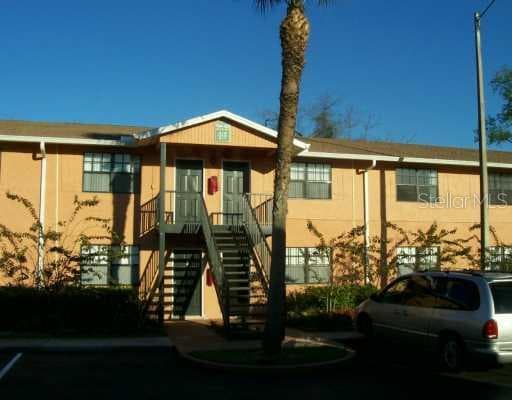 12405 OAK CEDAR PLACE UNIT 102 Tampa, FL 33612