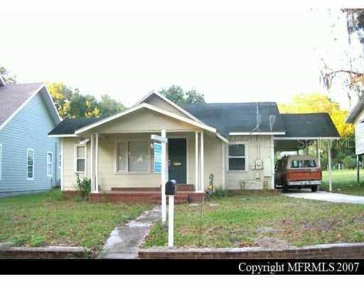 706 W SAUNDERS STREET PLANT CITY, FL 33563