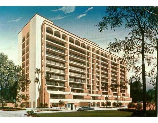 3211 W SWANN AVENUE UNIT 704 TAMPA, FL 33609