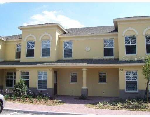9516 CHARLESBERG DRIVE Tampa, FL 33626