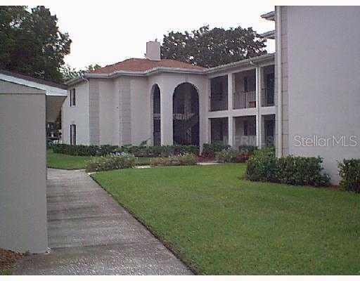 10396 CARROLLWOOD LANE UNIT 21 Tampa, FL 33618