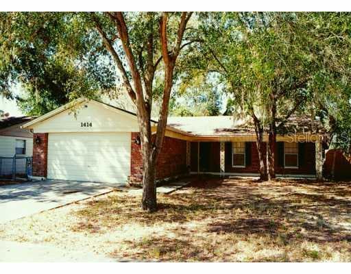 1414 VILLAGE COURT Brandon, FL 33511